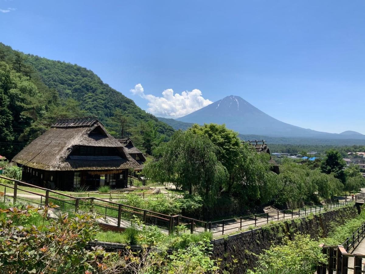 Bed and Breakfast Kakureyado Fujikawaguchiko Exterior foto